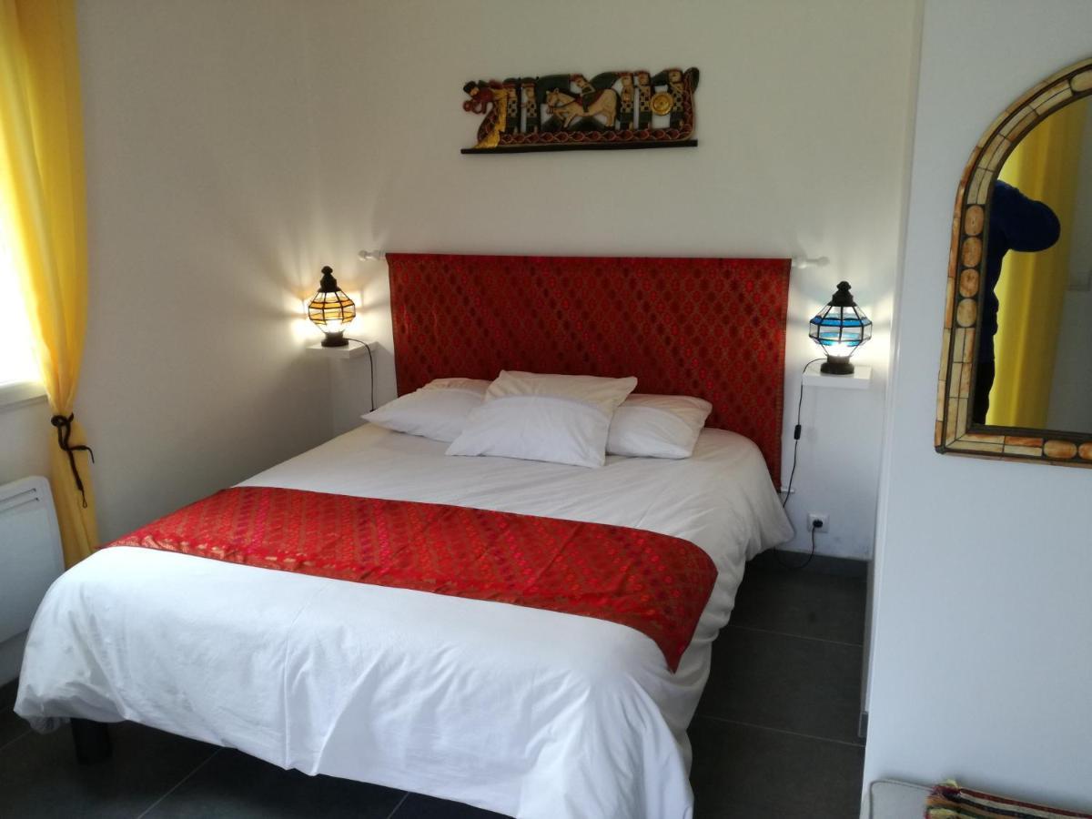 Bed and Breakfast Les Rouges Gorges Lugos Exterior foto